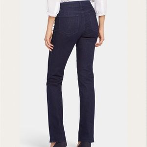 NYDJ Marilyn straight leg jeans!